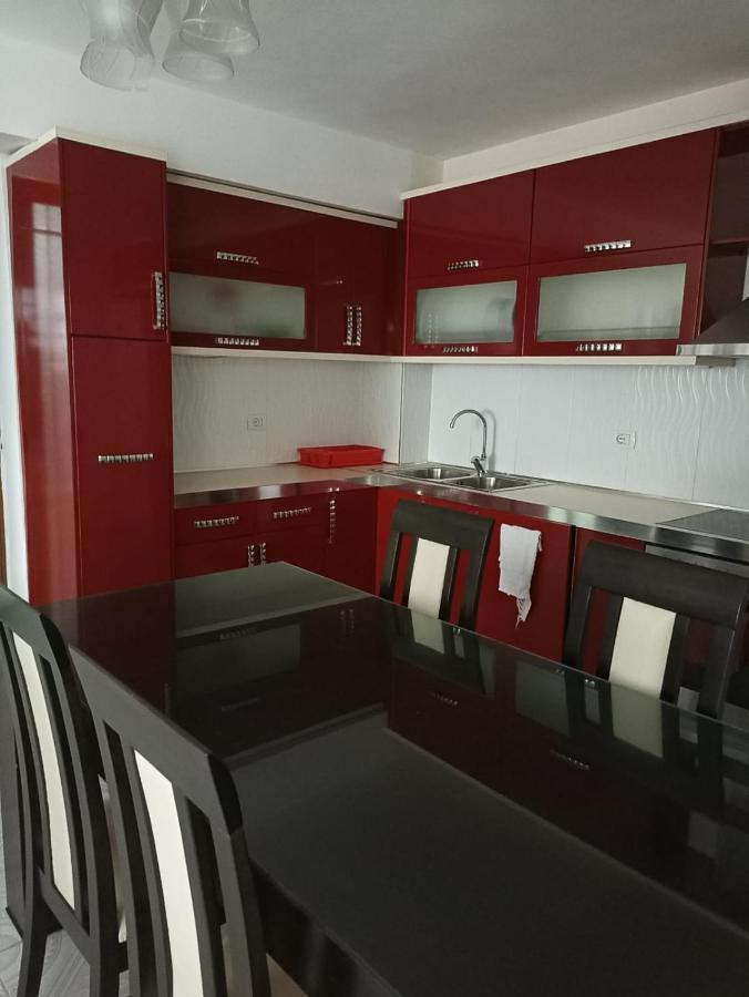 ساراندا Lighting Jasminum Apartment المظهر الخارجي الصورة
